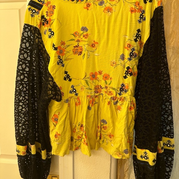 🖤💛Free people blouse🖤💛 - Picture 3 of 14